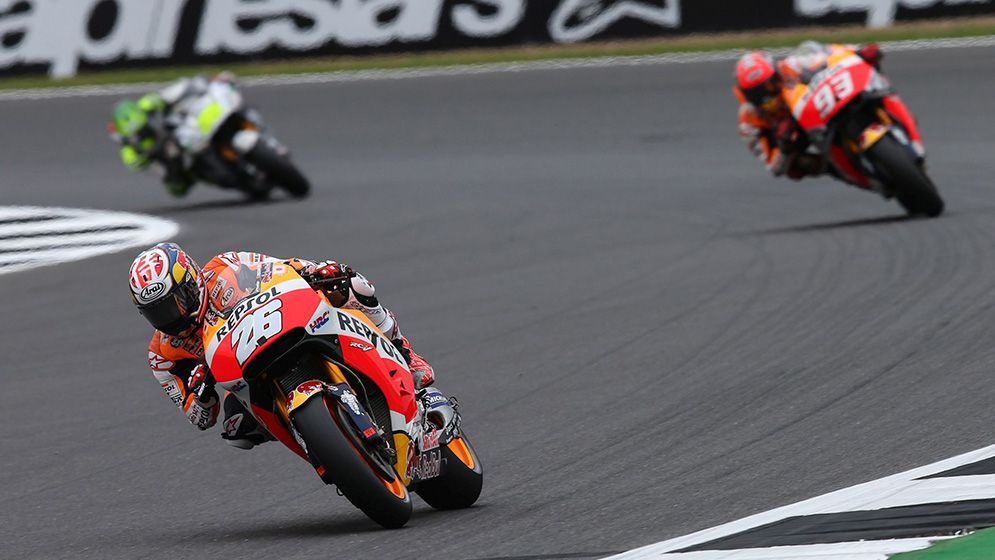 Dani Pedrosa y Marc Márquez rodando en pista