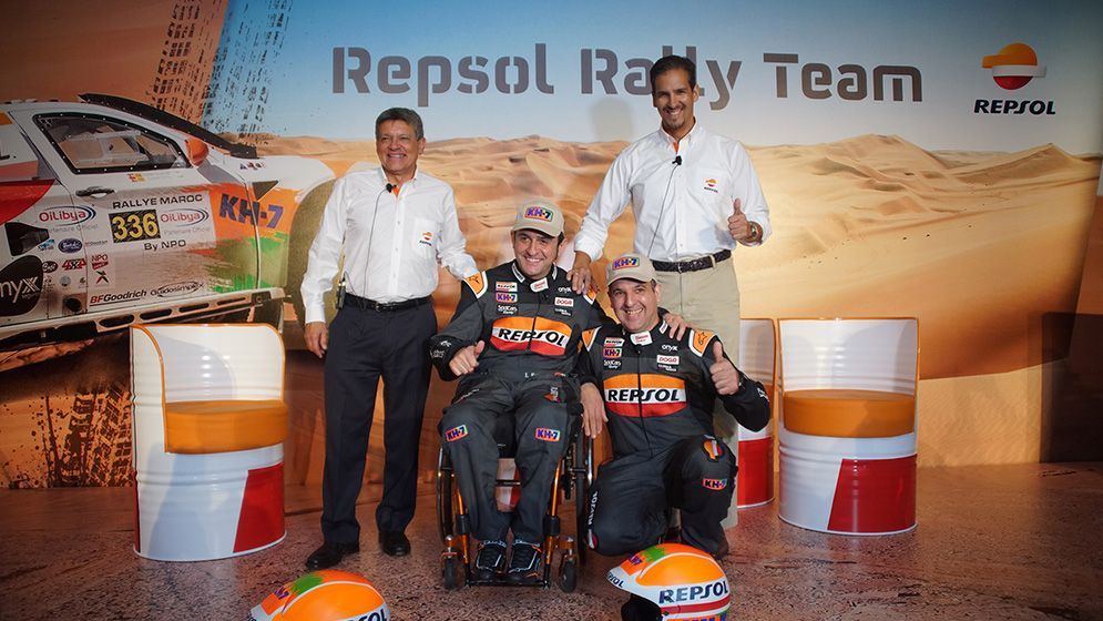 Isidre Esteve y Txema Villalobos presentación Dakar 2018 Repsol Rally Team