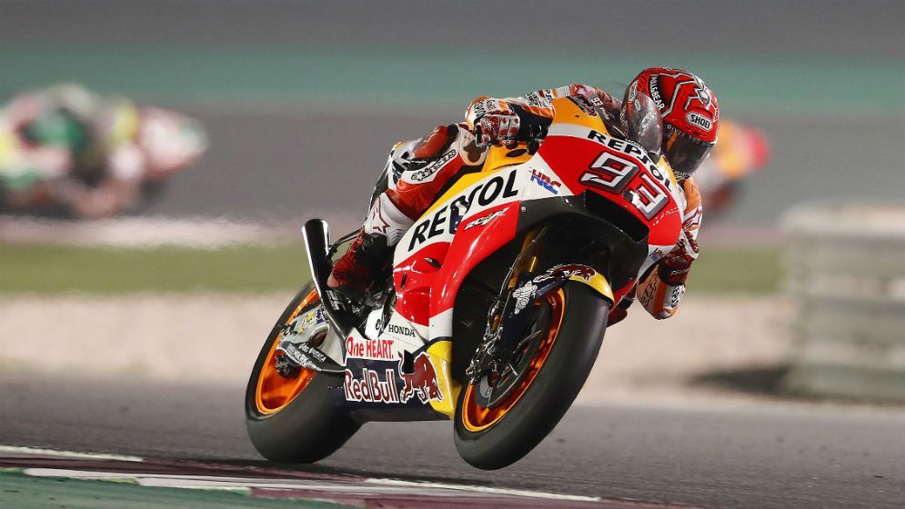 Márquez sobre el circuito de Losail